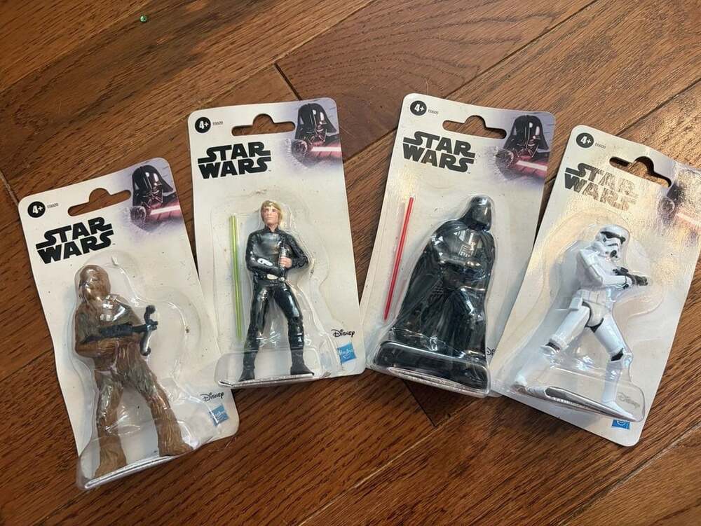 Star Wars Hasbro 4-Inch Action Figures Lot of 4 (Chewbacca, Luke Skywalker, Dart